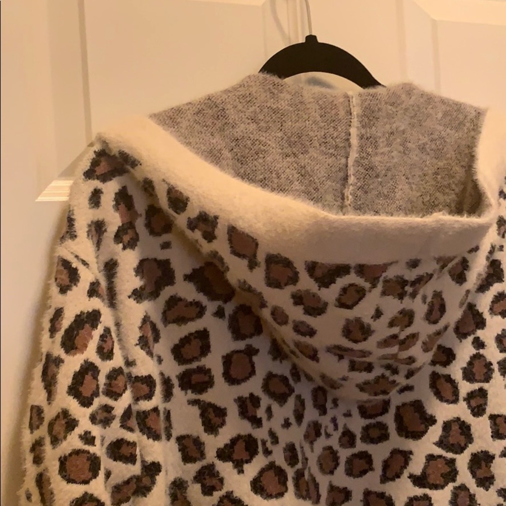 EUC Michelle Nicole Hooded Sweater - Picture 7 of 8